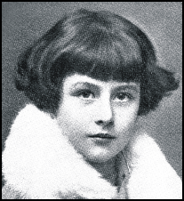 VIOLETTE REINE ELIZABETH BUSHELL AGED 9